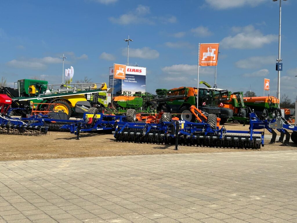 9f184206 2c6b 49c6 8ddf 2b8969305245